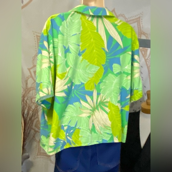 EUC LULU’S South Beach Sweetie Green Tropical Print Linen Button-Up Top Size L - Picture 4 of 8